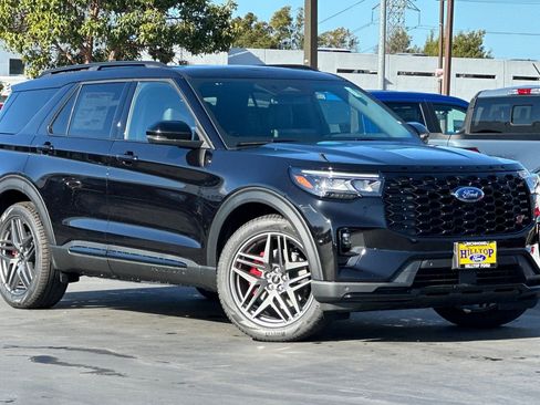 New 2026 Ford Explorer ST w/ Sun And Sound Package image 9