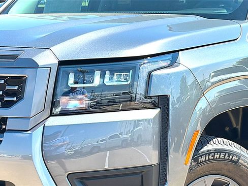 New 2026 Nissan Frontier SV w/ SV Convenience Package image 4