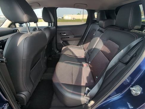 Used 2025 Nissan Kicks SR FWD image 11