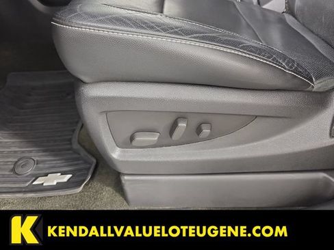 Used 2015 Chevrolet Tahoe LTZ AWD/4WD image 19
