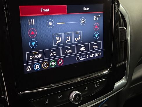 Used 2023 Chevrolet Traverse LT image 22