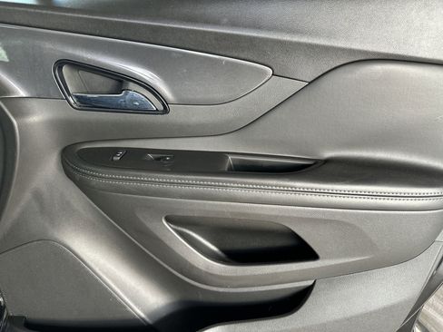 Used 2021 Buick Encore Preferred image 25