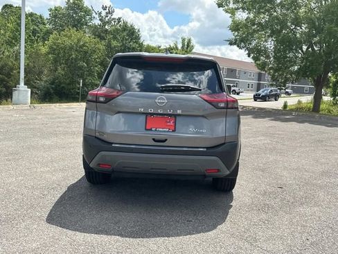 Certified 2023 Nissan Rogue SV AWD/4WD image 6