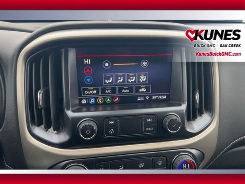 Used 2021 GMC Canyon Denali image 19