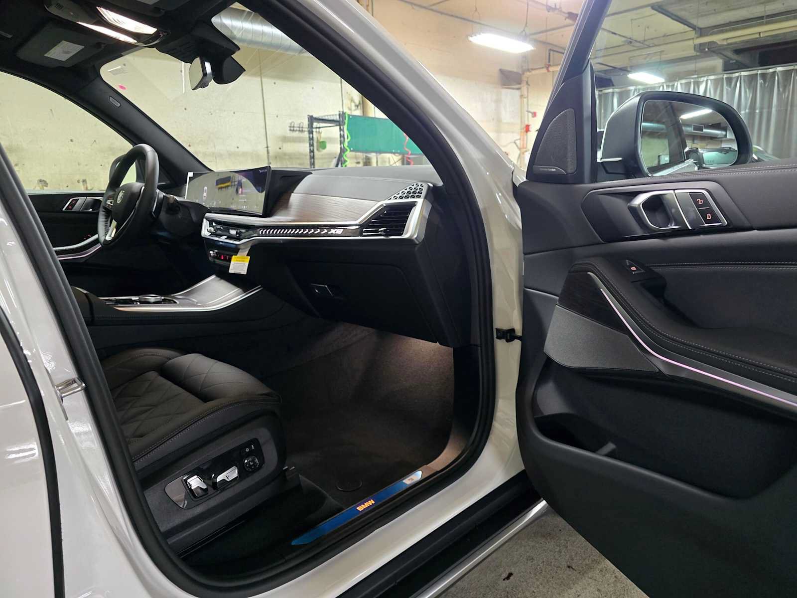 Used 2026 BMW X5 xDrive40i AWD/4WD image 46