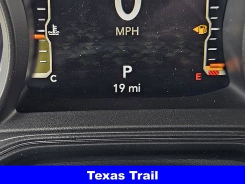 New 2025 Jeep Gladiator Sport image 17