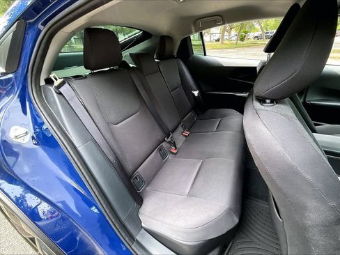Used 2024 Toyota Prius LE FWD image 22