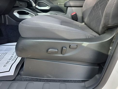 New 2026 Nissan Frontier SV w/ All-Weather Content Package image 17