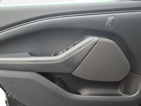 Used 2023 Ford Mustang Mach-E Select image 16