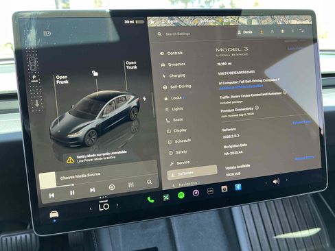 Used 2024 Tesla Model 3 Long Range RWD image 44