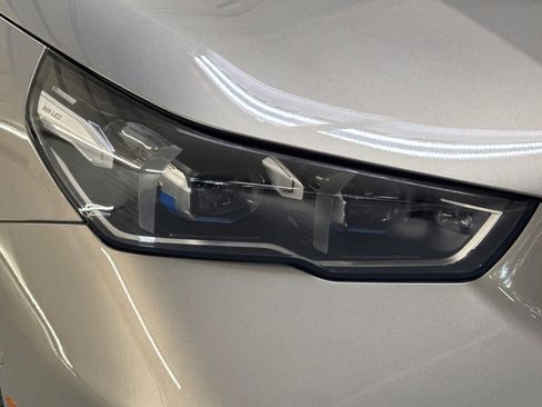 Used 2026 BMW i5 eDrive40 w/ Premium Package image 10