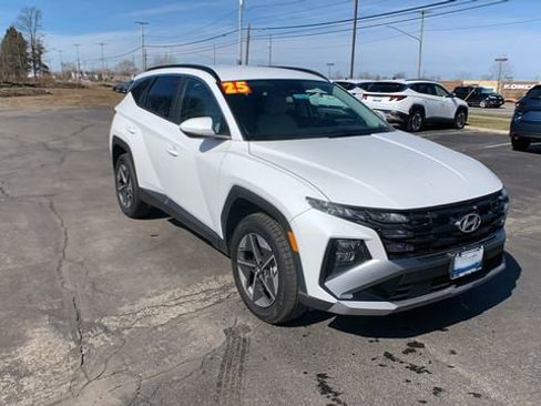 Certified 2025 Hyundai Tucson SEL image 7