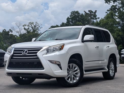 Used 2015 Lexus GX 460 w/ Premium Package AWD/4WD image 4