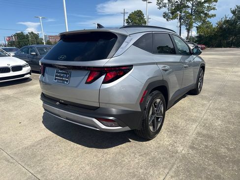 Used 2025 Hyundai Tucson SEL FWD image 5