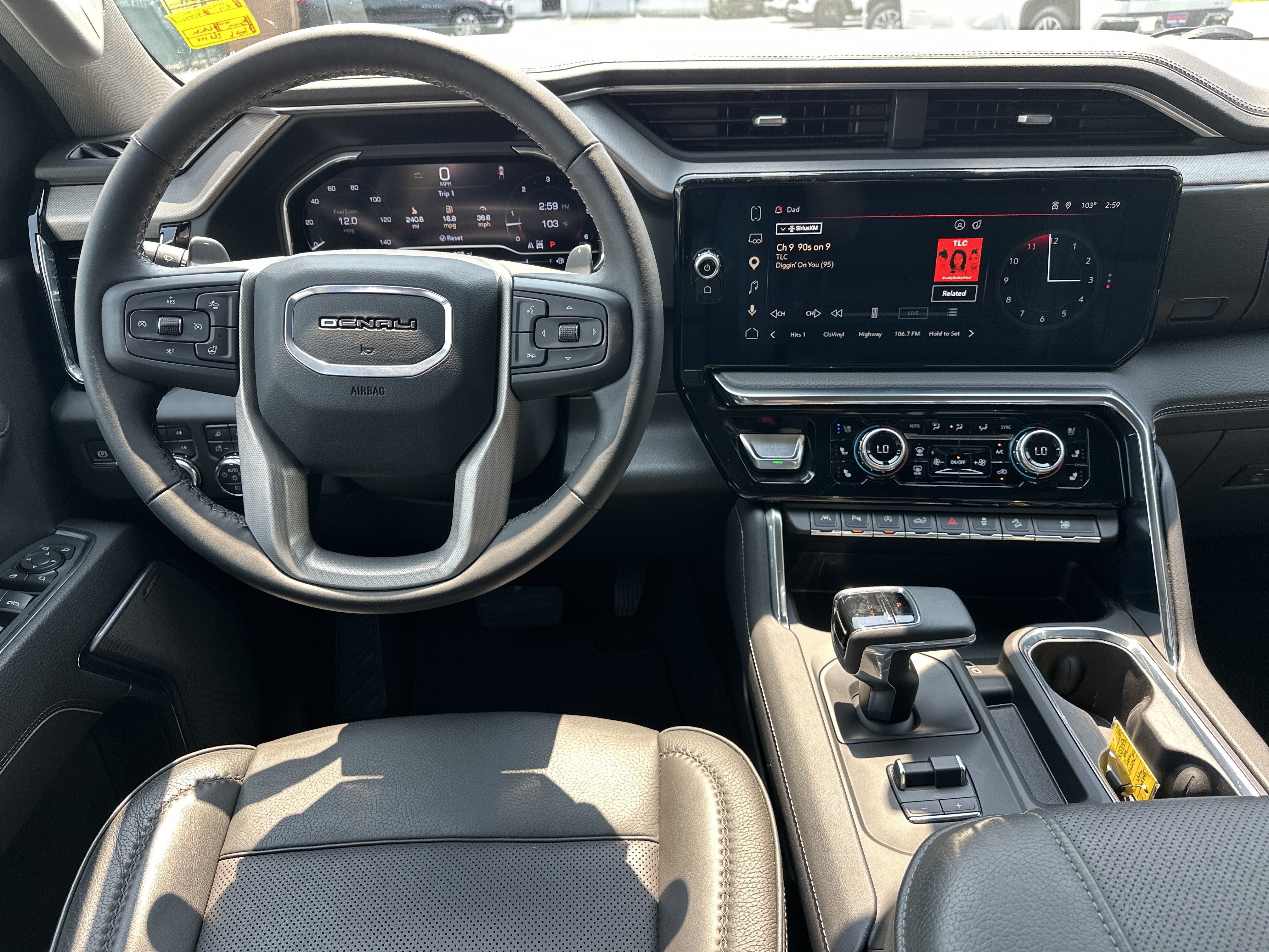 Used 2024 GMC Sierra 1500 Denali w/ Denali Reserve Package AWD/4WD image 19