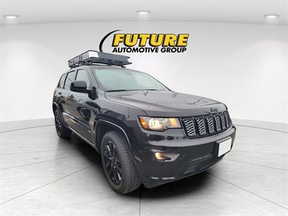 Used 2020 Jeep Grand Cherokee Altitude