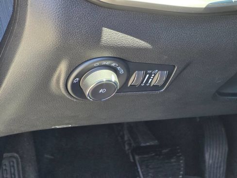 Used 2025 Jeep Compass Limited AWD/4WD image 37