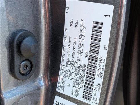 Used 2025 Toyota Tundra SR image 24