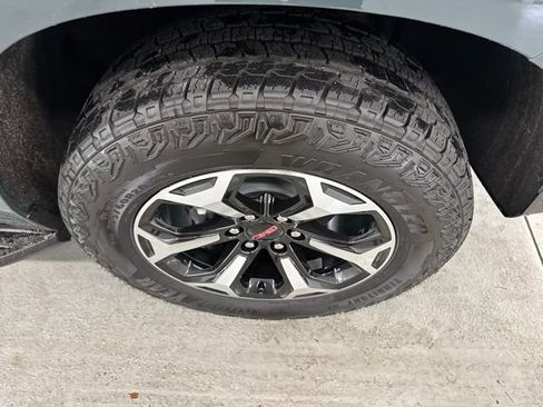 Used 2026 GMC Yukon AT4 image 4