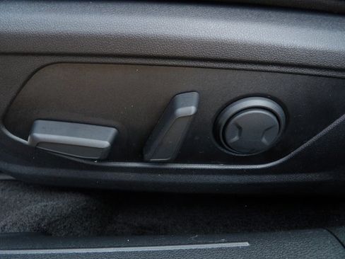 Certified 2023 Hyundai Elantra Limited FWD image 15