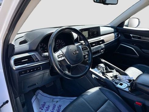 Used 2020 Kia Telluride EX image 10