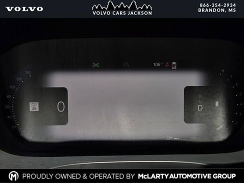 Used 2024 Volvo XC60 B5 Plus AWD/4WD image 22