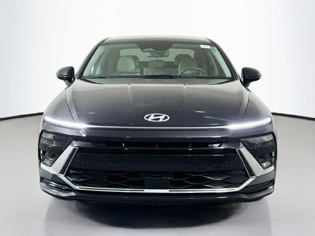 Used 2024 Hyundai Sonata SEL FWD image 2