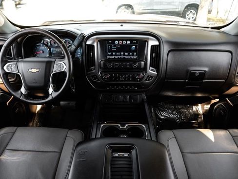 Used 2017 Chevrolet Silverado 1500 LTZ Z71 w/ LTZ Plus Package image 11