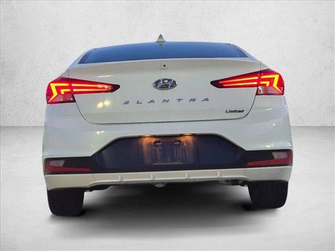 Used 2019 Hyundai Elantra Limited w/ Cargo Package FWD image 5