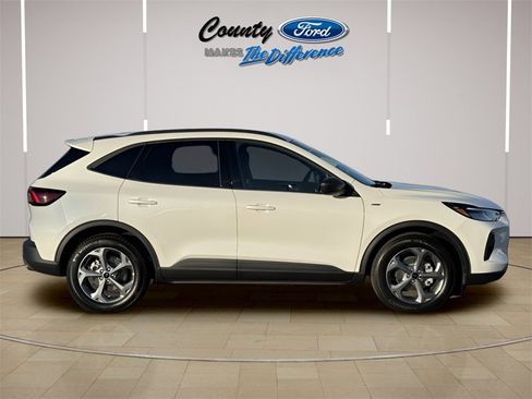 New 2026 Ford Escape ST-Line w/ Tech Pack #1 image 7