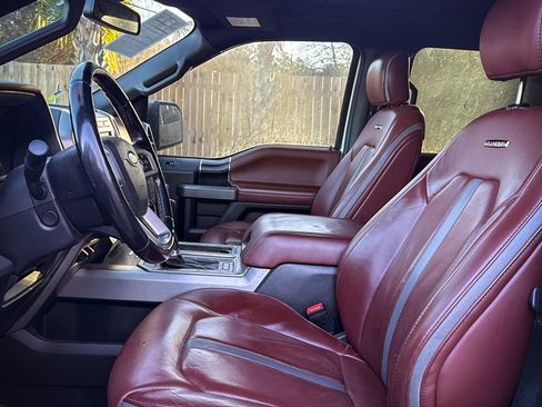 Used 2018 Ford F150 Platinum w/ Equipment Group 701A Luxury image 17