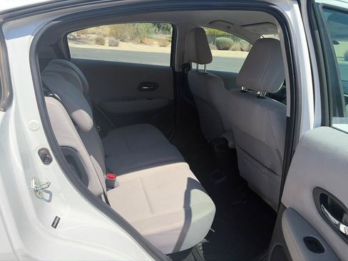 Used 2016 Honda HR-V LX image 21