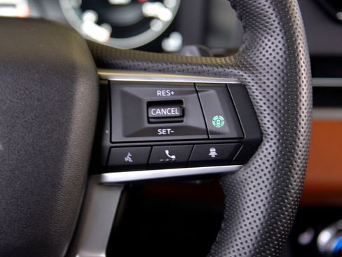 Used 2025 Mitsubishi Outlander SEL image 23