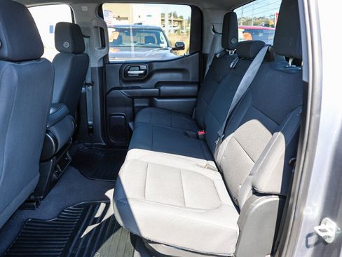 Used 2021 Chevrolet Silverado 1500 Custom Trail Boss w/ Safety Confidence Package AWD/4WD image 8