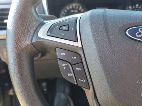 Used 2015 Ford Fusion SE FWD image 22
