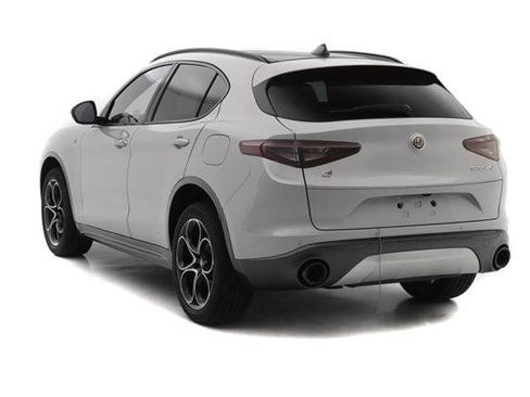 New 2024 Alfa Romeo Stelvio Ti AWD/4WD image 4