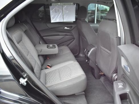 Used 2018 Chevrolet Equinox LT FWD image 40