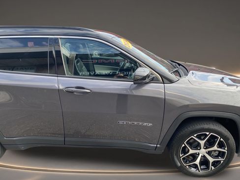 Used 2024 Jeep Compass Limited AWD/4WD image 11