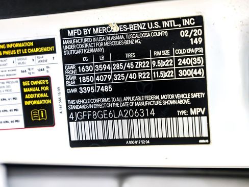 Used 2020 Mercedes-Benz GLS 580 4MATIC image 26