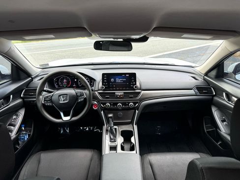 Used 2019 Honda Accord LX image 21