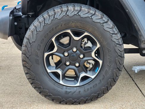 Used 2023 Jeep Wrangler Unlimited Rubicon 4xe AWD/4WD image 21