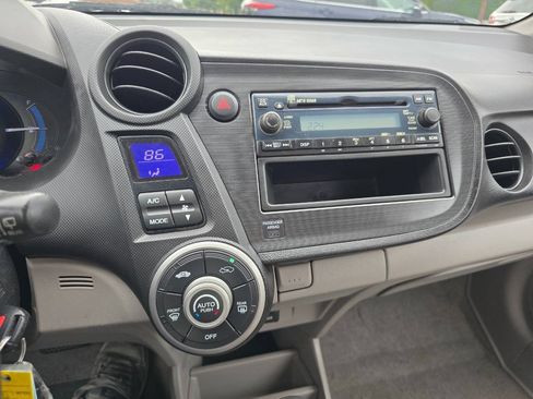 Used 2011 Honda Insight image 16