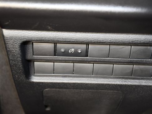 Used 2024 Mitsubishi Outlander SE AWD/4WD image 33