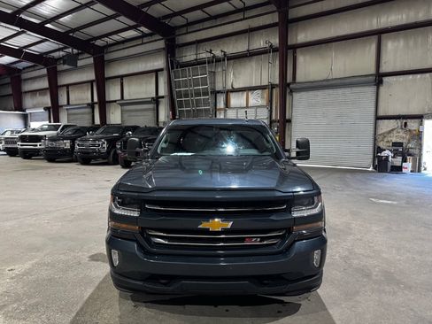 Used 2018 Chevrolet Silverado 1500 LT w/ All Star Edition image 10