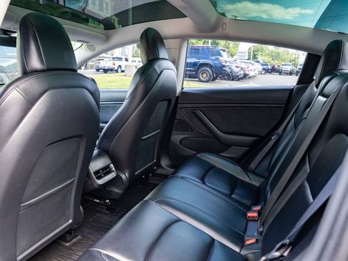Used 2021 Tesla Model 3 Performance AWD/4WD image 19