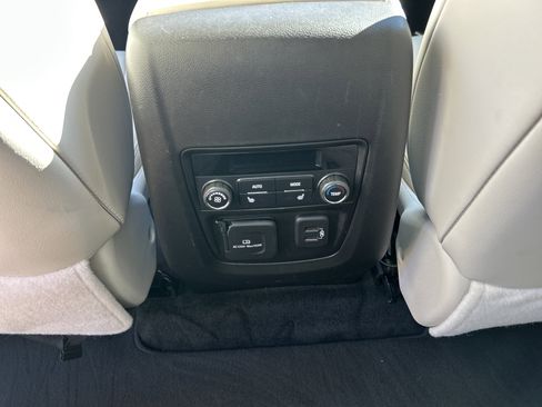 Used 2023 Buick Enclave Premium w/ Experience Buick Package image 40