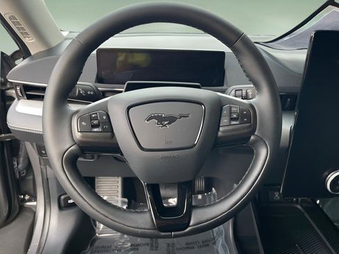 Used 2023 Ford Mustang Mach-E Select image 26