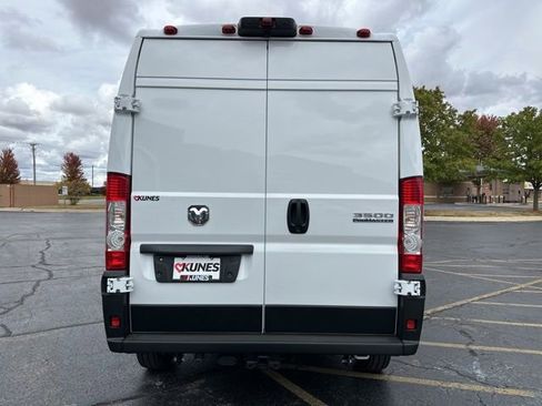 New 2025 RAM ProMaster 3500 w/ Power Group image 12