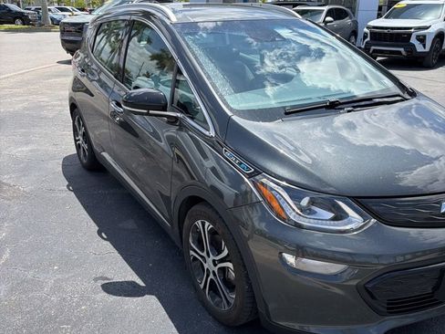 Used 2020 Chevrolet Bolt Premier w/ Infotainment Package image 3