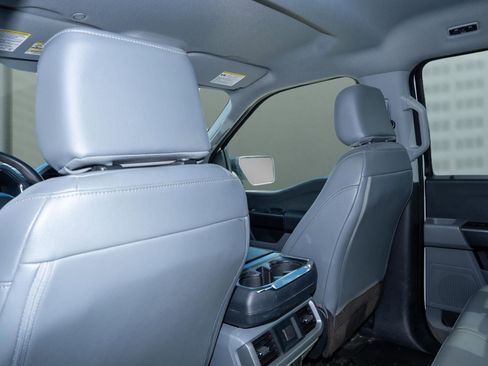 Used 2022 Ford F150 Lightning Pro image 17